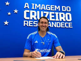 Goleiro Cássio desabafa sobre dificuldade de matricular filha autista e cita falhas na inclusão escolar