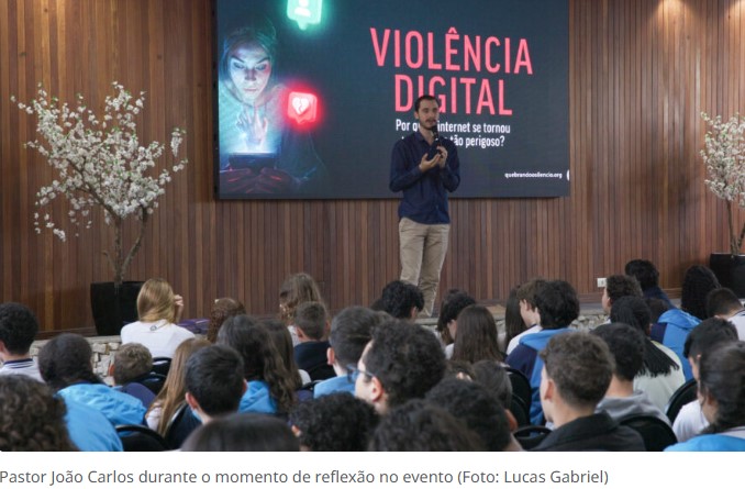 Colégio Adventista de Maringá alerta sobre perigos digitais e formas de denúncia