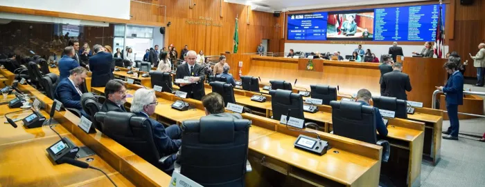 Alema aprova projetos para fortalecer ensino integral e prevenir evasão escolar no Maranhão
