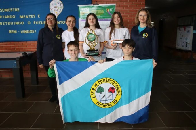 Estudantes desenvolvem projeto de inclusão para deficientes visuais e avançam em mostra científica